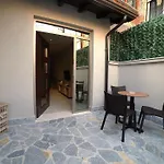 Center Oasis * Tirana