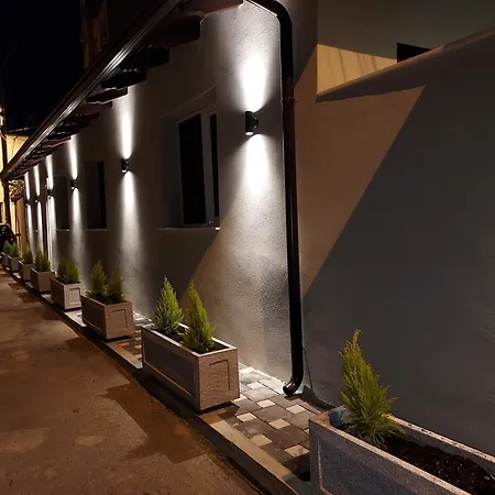 Center Oasis * Тирана