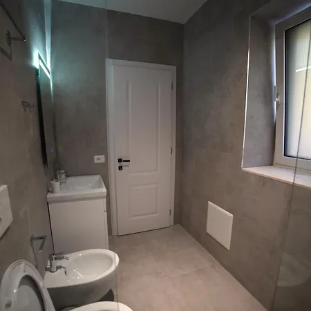 Center Oasis * Тирана