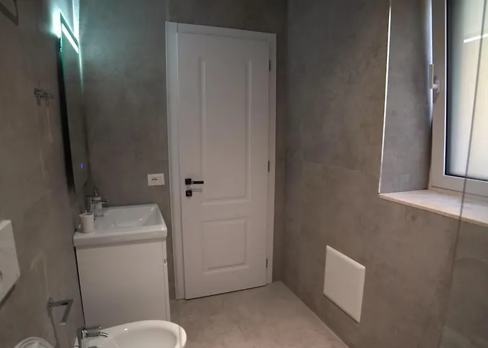 Center Oasis * ティラナ