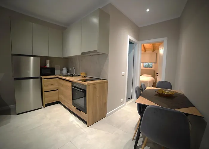 Center Oasis ティラナ