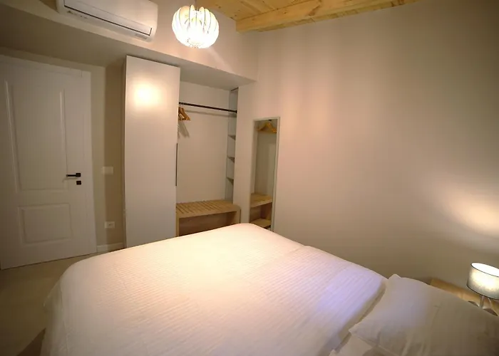 Center Oasis * ティラナ